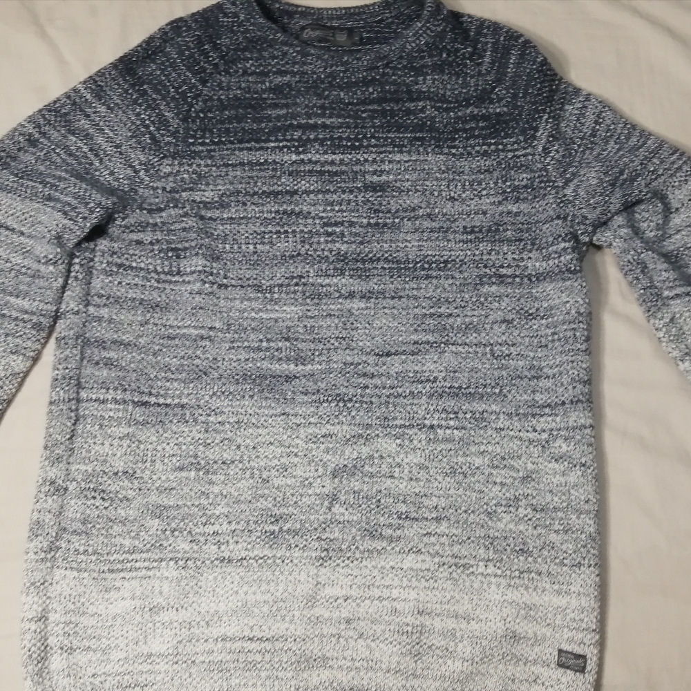Long sleeve sweater